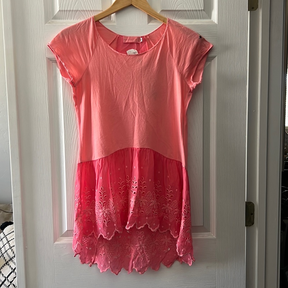 NWT Neiman Marcus 4 Love and Liberty Top